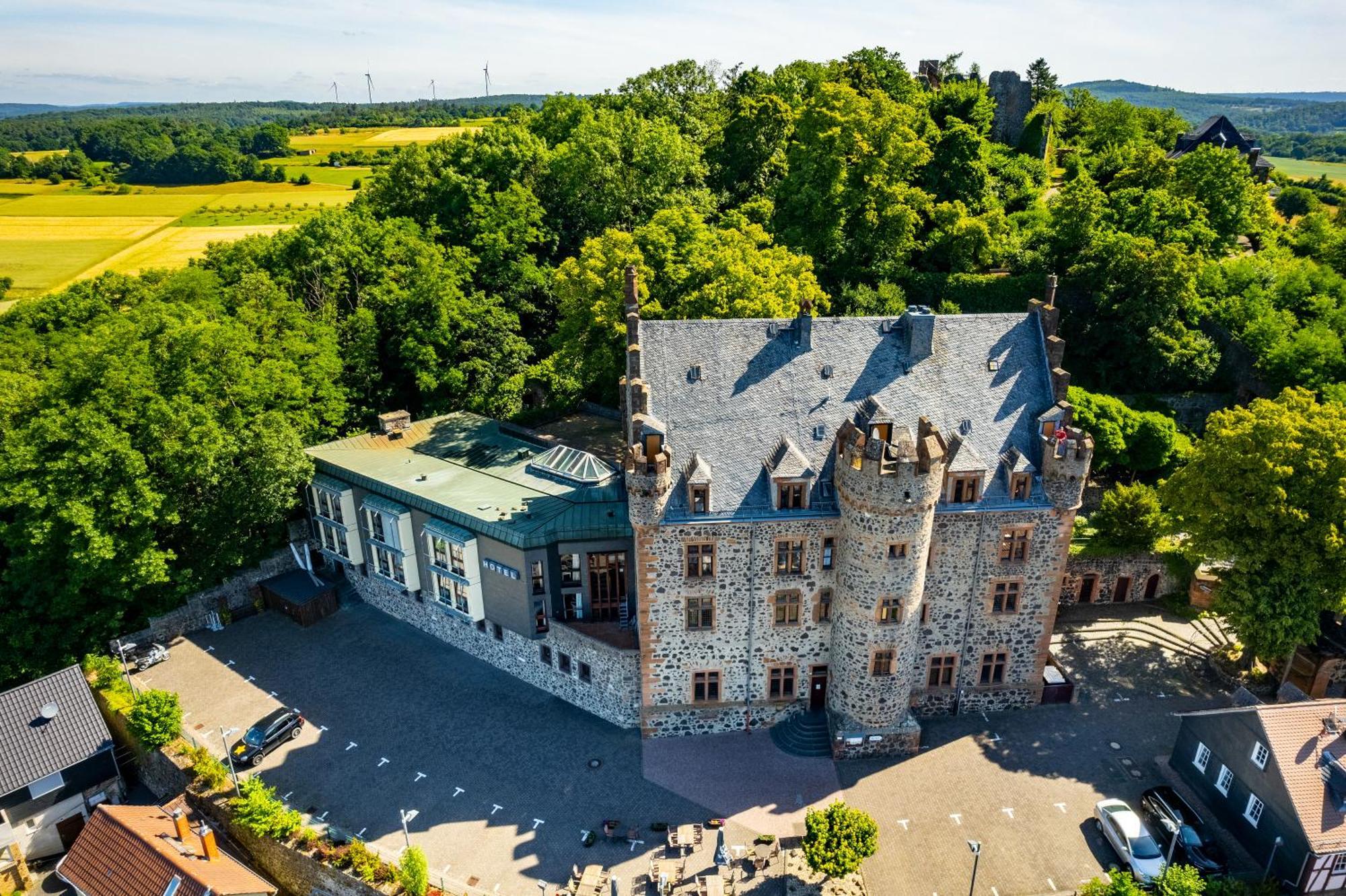 Burghotel Staufenberg Staufenberg  المظهر الخارجي الصورة