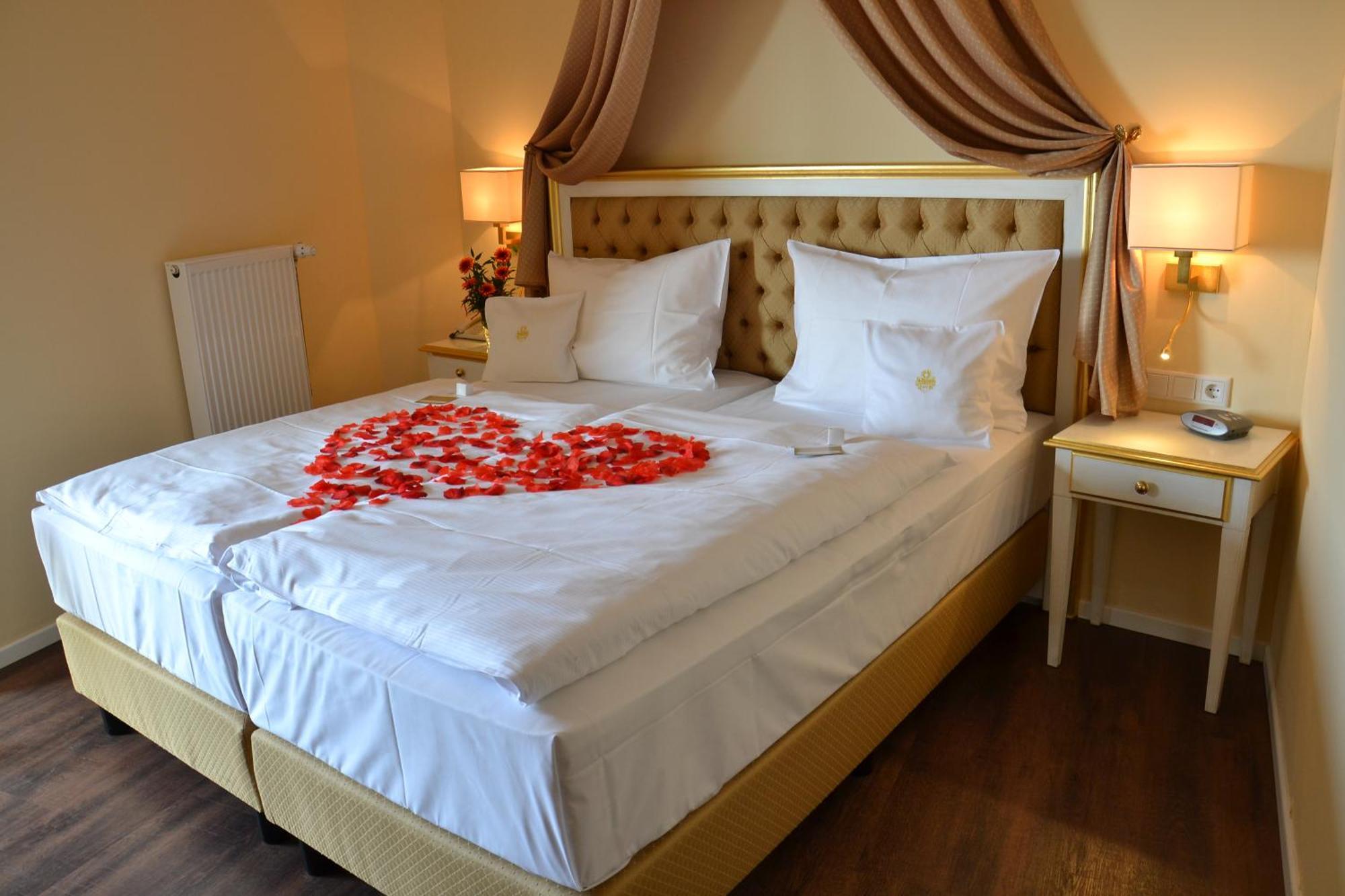 Burghotel Staufenberg Staufenberg  المظهر الخارجي الصورة